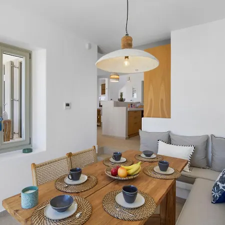 Villa Asana By Raise Márpissa